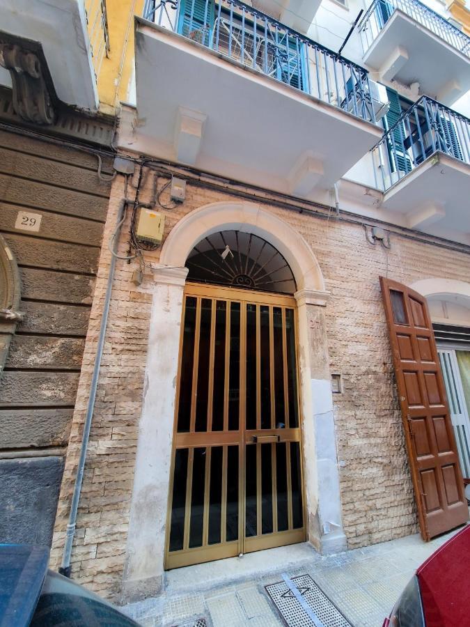 Apartamento Sea Side Bari Exterior foto